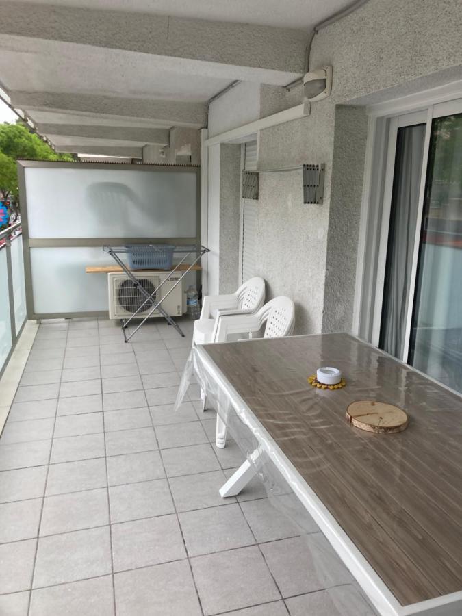 Chez Chantal 3 Chambres Au Centre Touristique De Salou Avec Garage Buitenkant foto